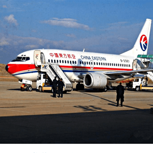 临汾空运公司航空快运业稳步发展的原因是什么？